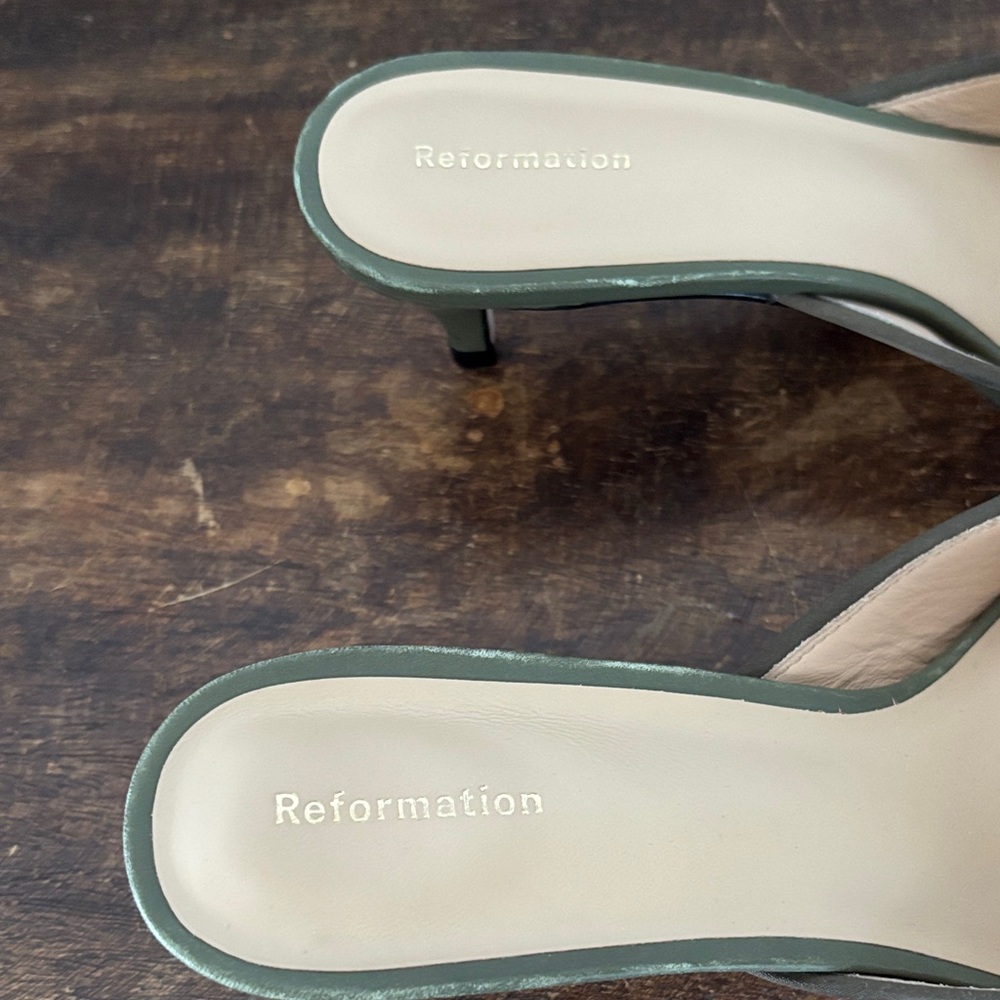 Reformation Sage Green Pointed Mules - Picture 2 of 6